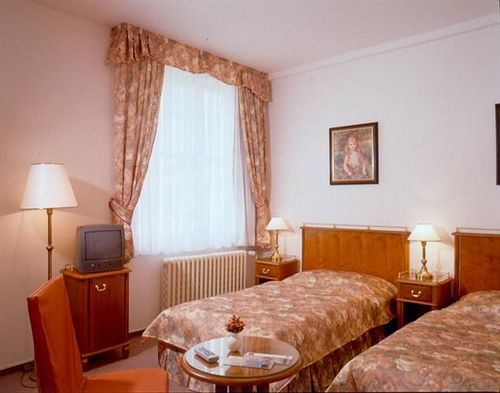 Otel Melantrich Old Town 3*