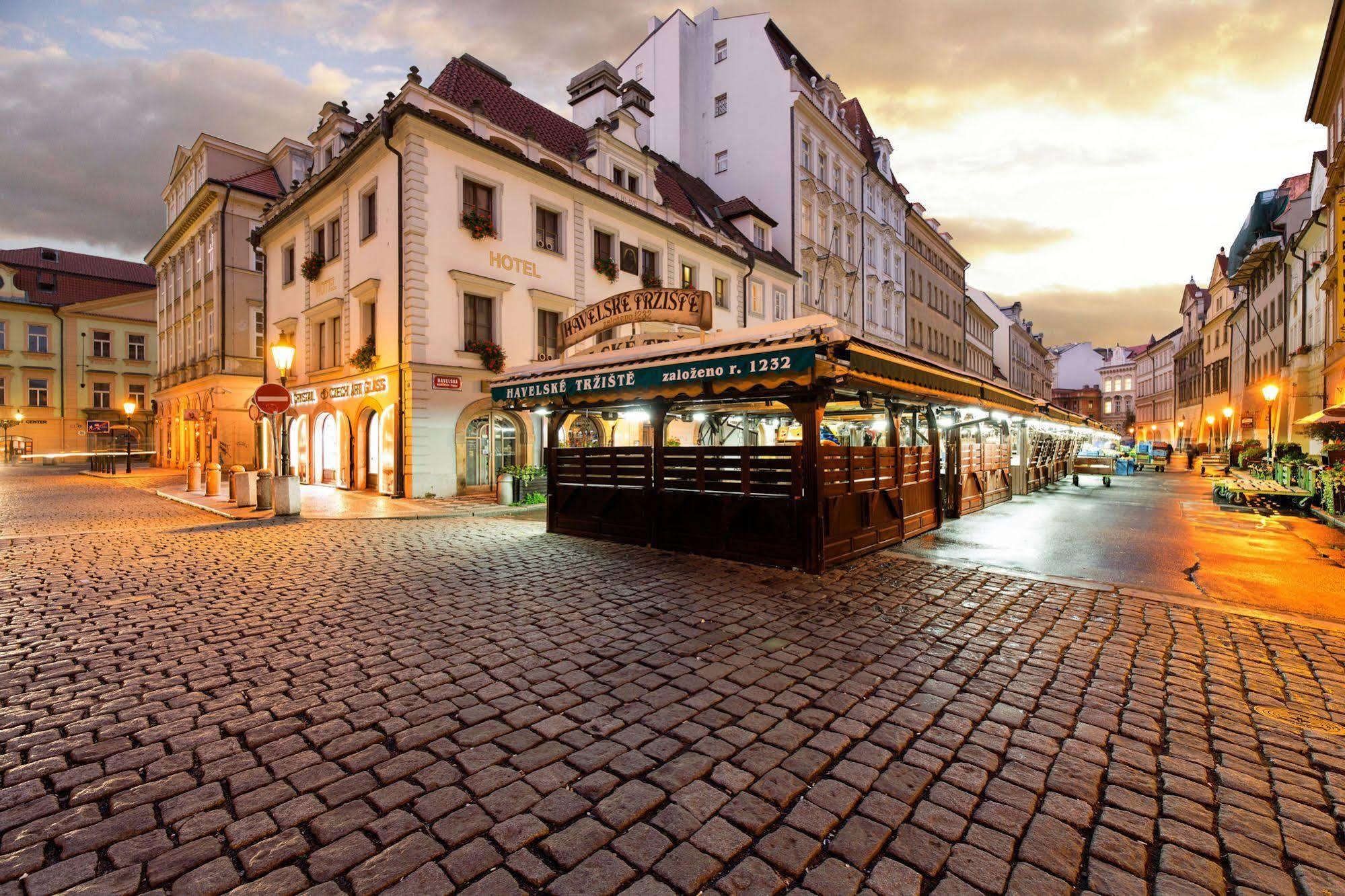 Otel Melantrich Old Town Prag